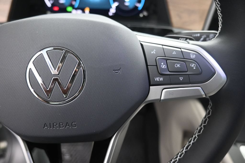 New 2026 Volkswagen Atlas SE FWD image 14
