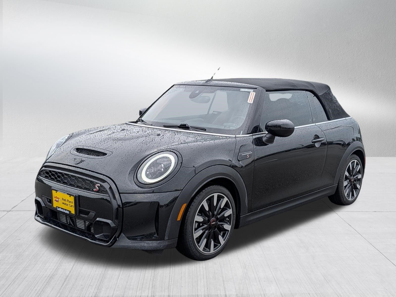 Used 2023 MINI Cooper S w/ Signature Upholstery Package FWD image 3