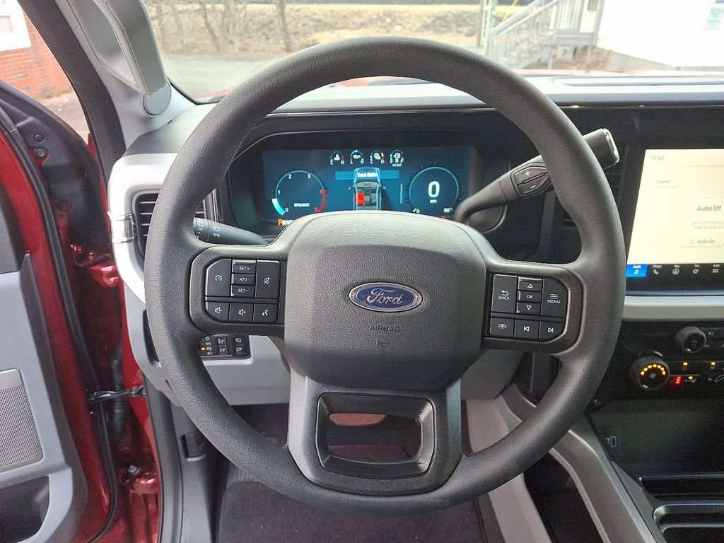 New 2026 Ford F250 XLT w/ XLT Premium Package AWD/4WD image 9