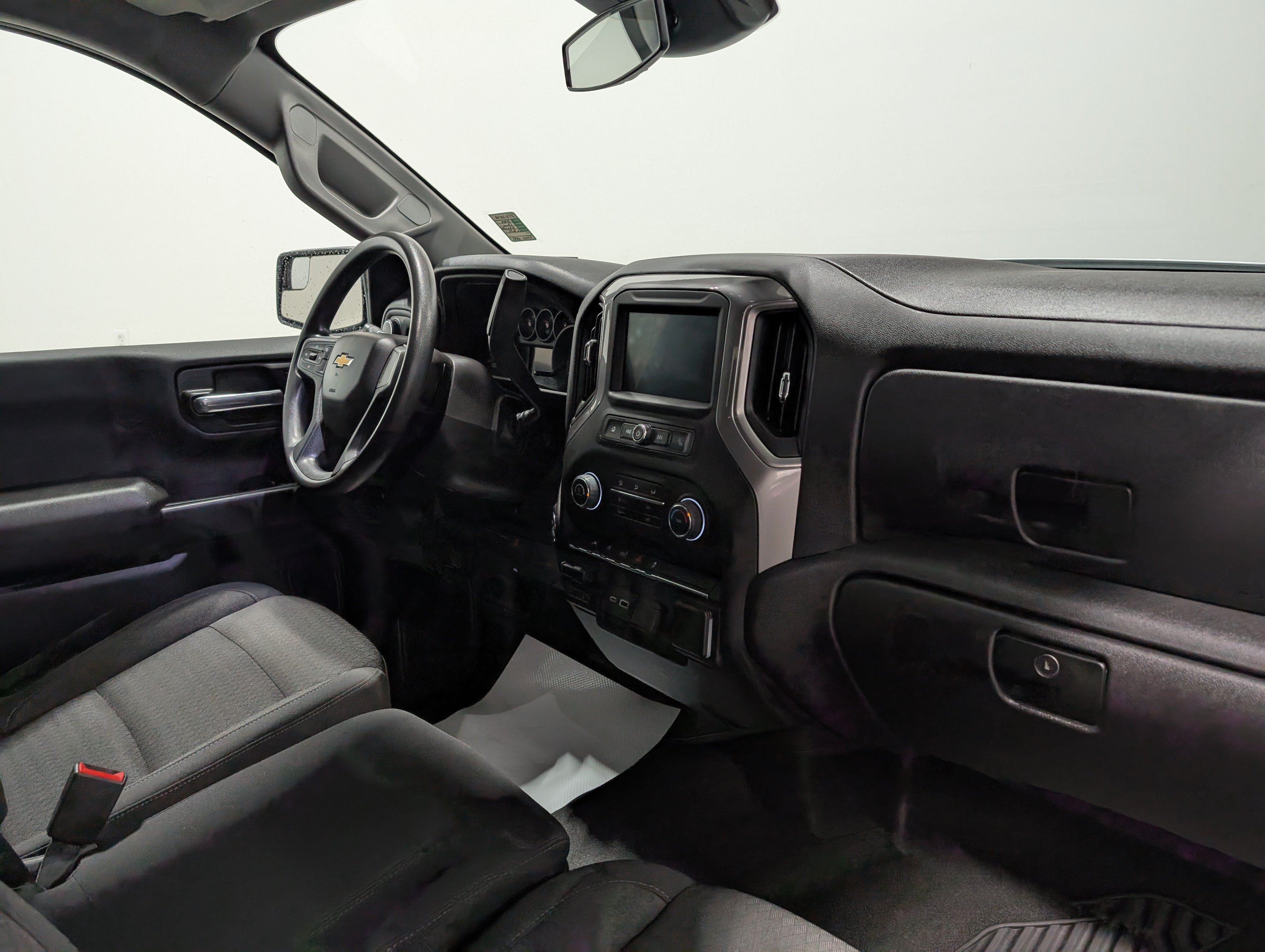 Used 2024 Chevrolet Silverado 1500 Custom AWD/4WD image 19