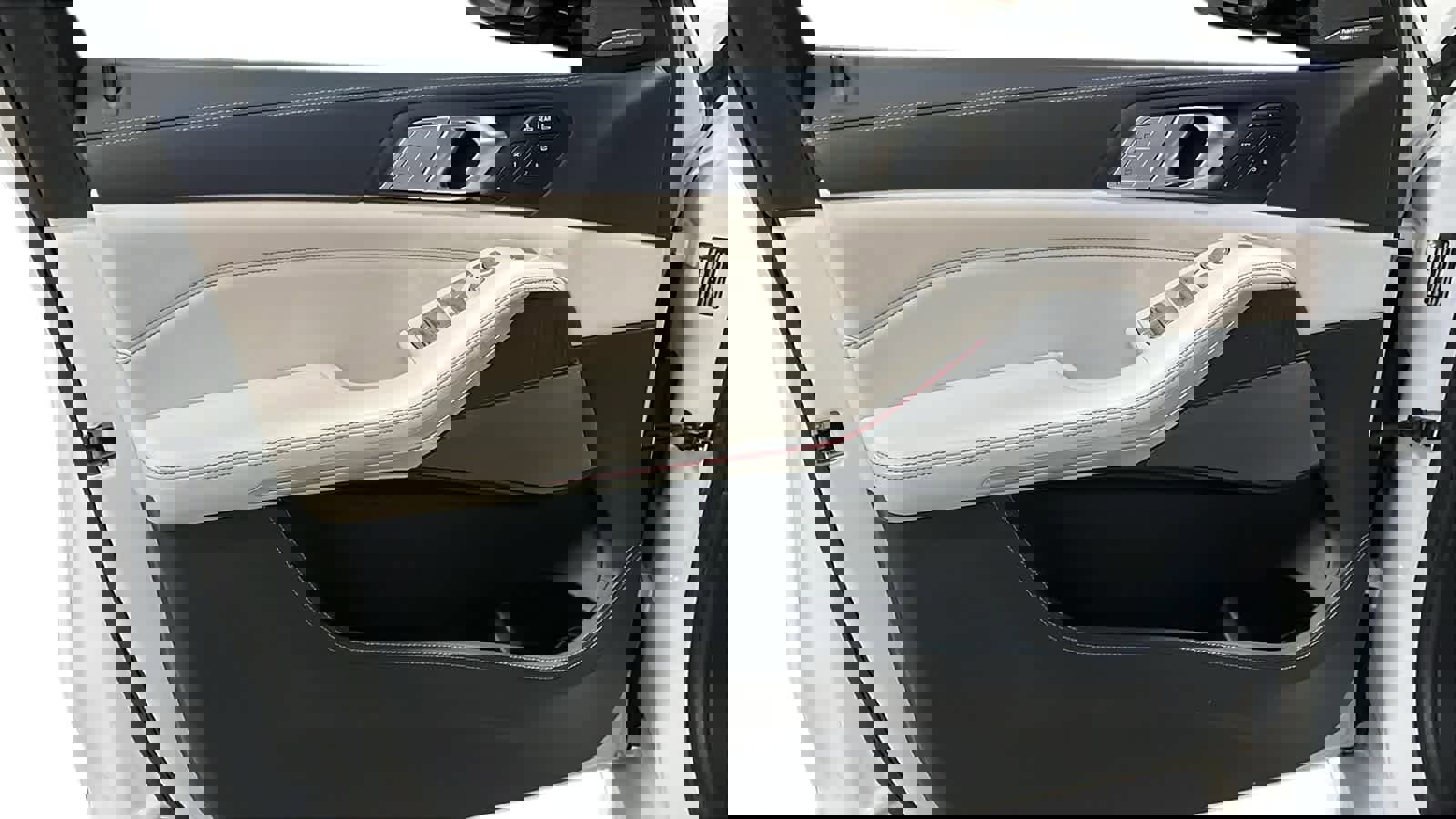 Used 2022 BMW ALPINA XB7 image 9