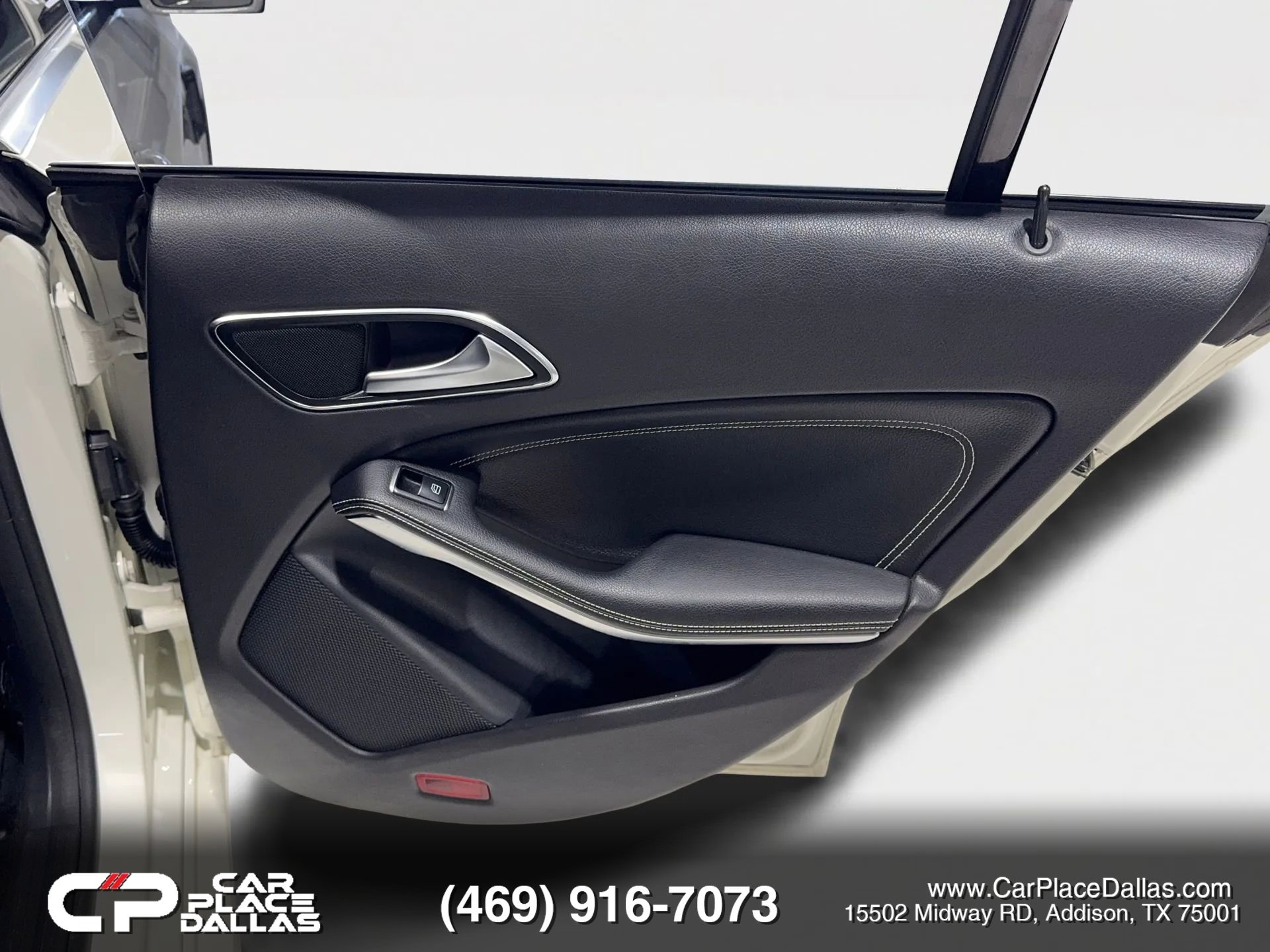 Used 2014 Mercedes-Benz CLA 250 image 28