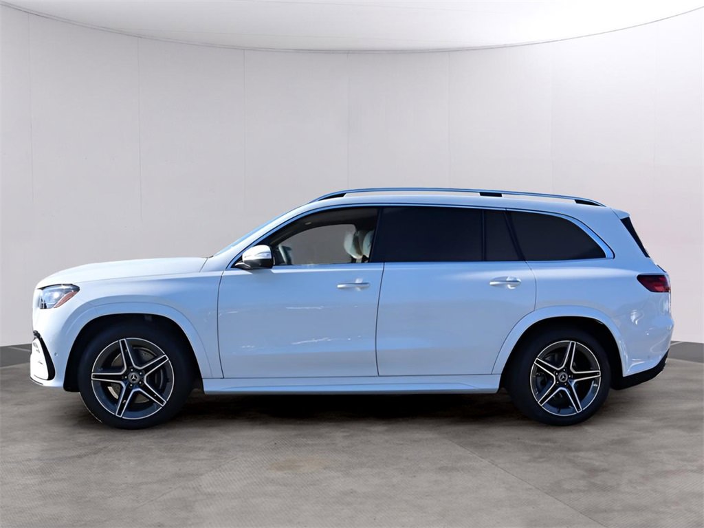 New 2026 Mercedes-Benz GLS 450 4MATIC image 3