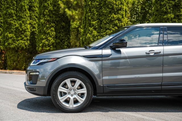 Used 2018 Land Rover Range Rover Evoque SE Premium AWD/4WD image 5