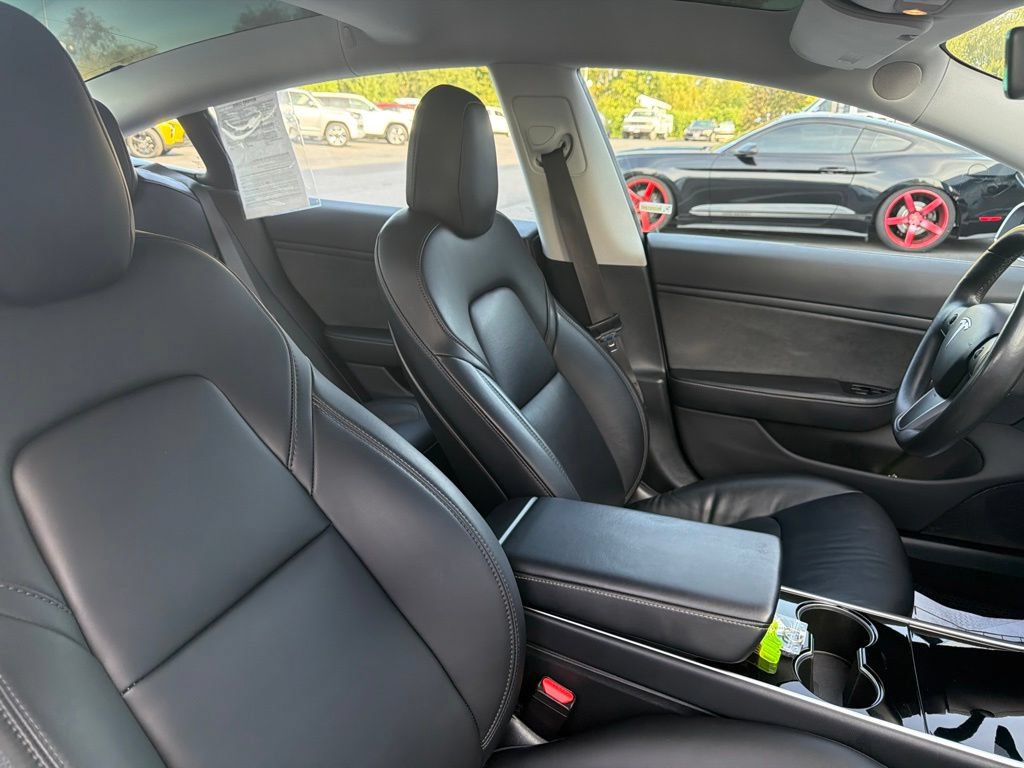 Used 2018 Tesla Model 3 Long Range RWD image 14