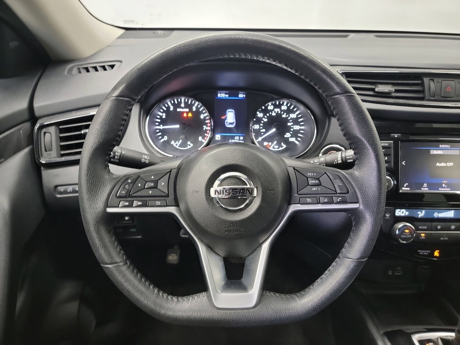 Used 2020 Nissan Rogue SV image 17