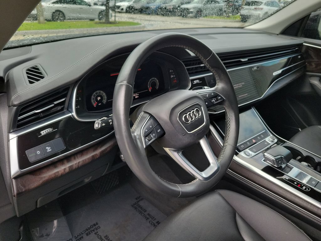 Certified 2023 Audi Q8 Premium Plus w/ Premium Plus Package AWD/4WD image 7