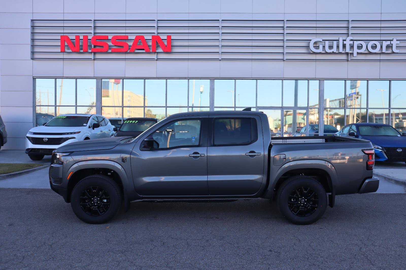 New 2026 Nissan Frontier SV w/ SV Convenience Package image 3