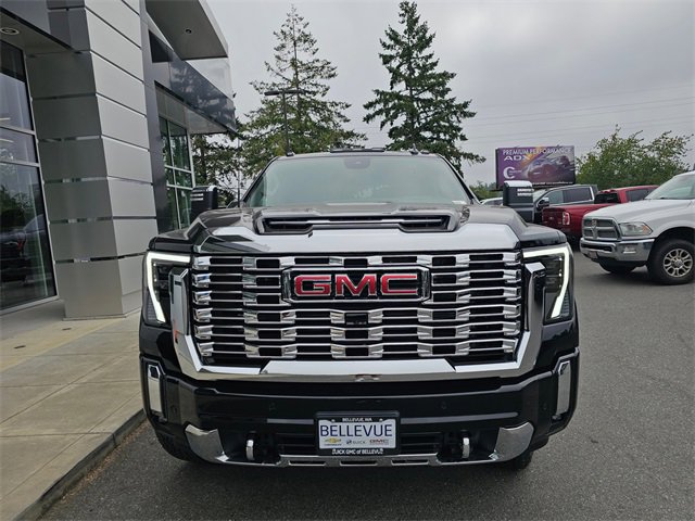 New 2025 GMC Sierra 3500 Denali w/ Denali Reserve Package image 2