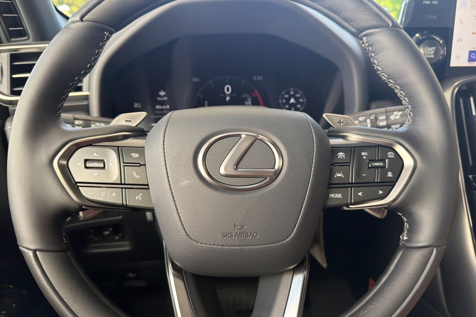 New 2026 Lexus LX 600 4WD w/ Luxury Package image 20