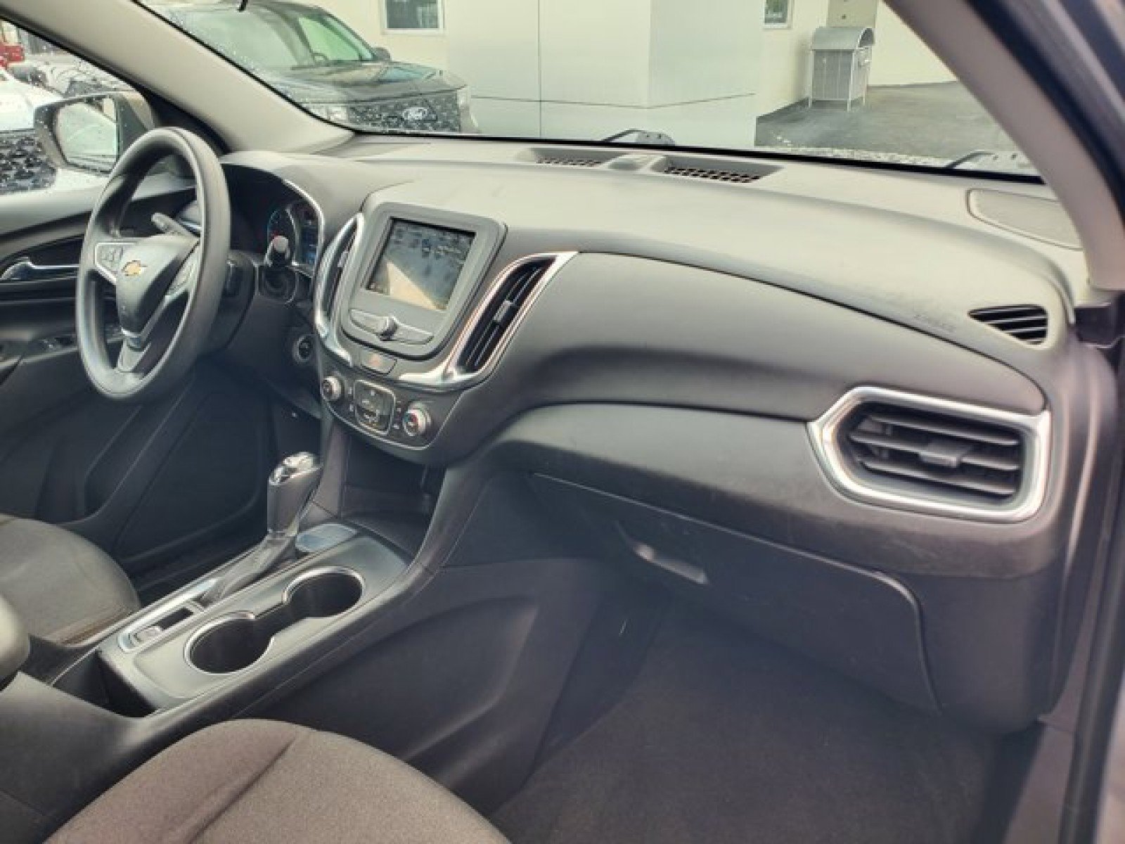 Used 2019 Chevrolet Equinox LT image 33