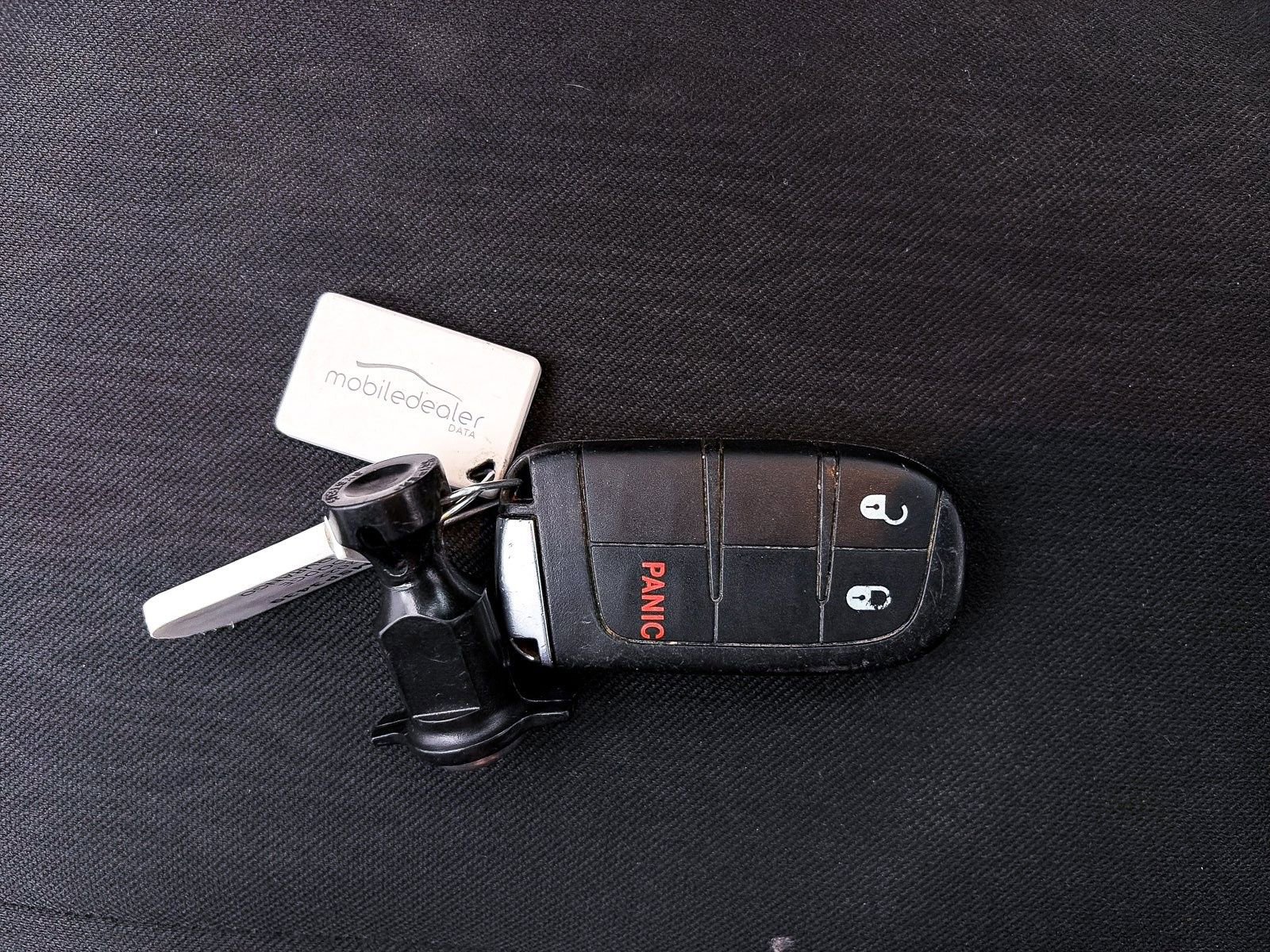 Used 2022 Dodge Durango SXT AWD/4WD image 25