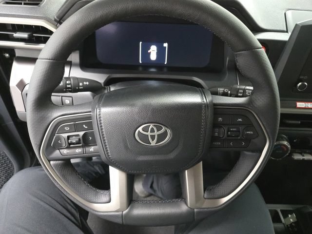 New 2026 Toyota 4Runner TRD Off-Road AWD/4WD image 31