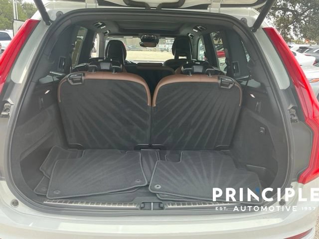 Certified 2022 Volvo XC90 T6 Momentum AWD/4WD image 25