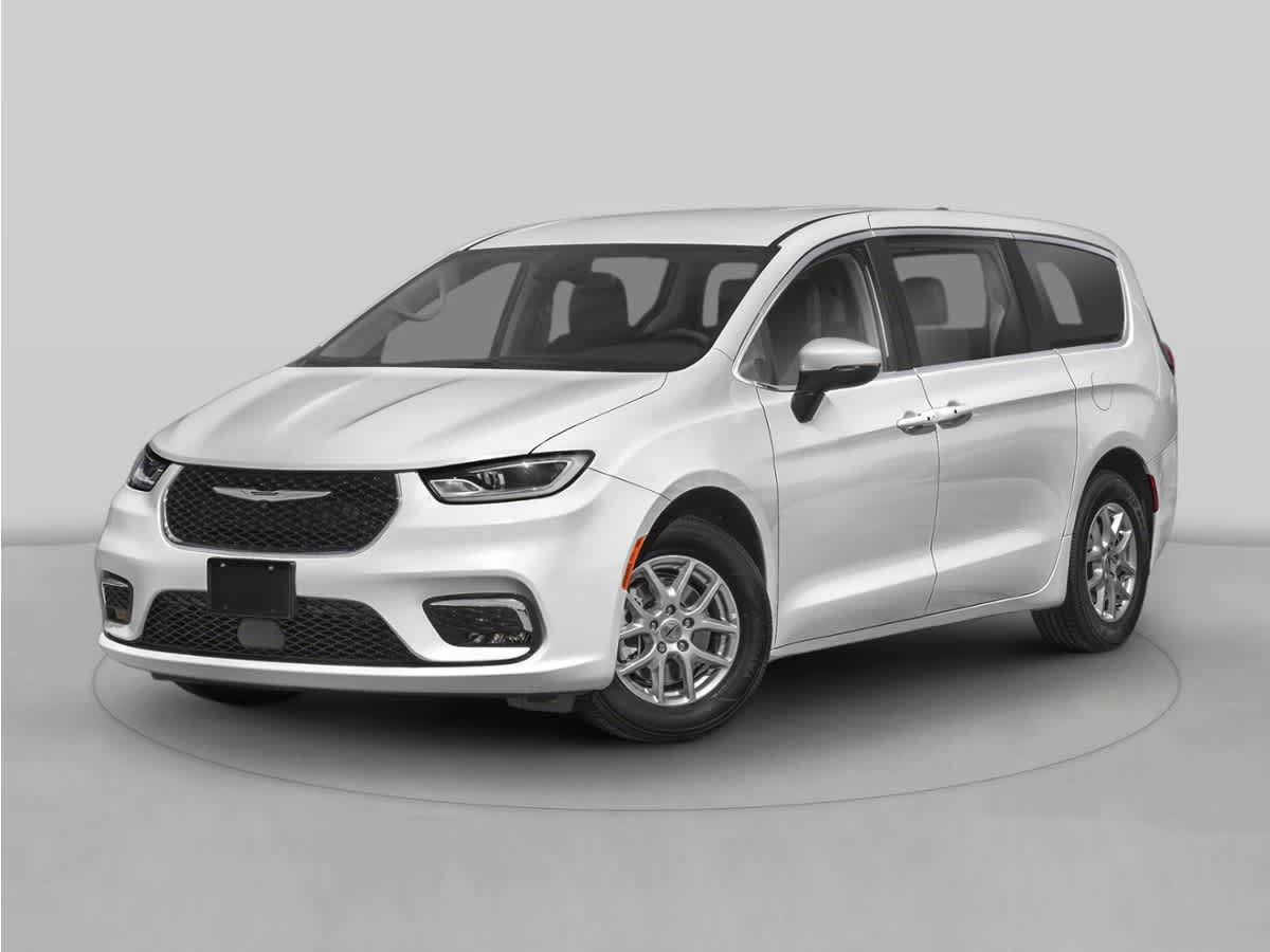 Used 2024 Chrysler Pacifica Touring-L