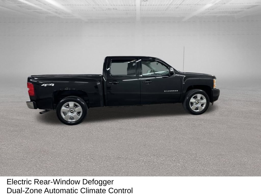 Used 2011 Chevrolet Silverado 1500 LTZ AWD/4WD image 15
