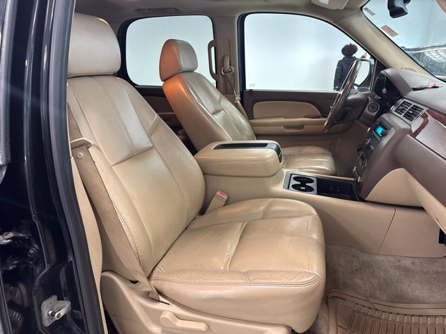 Used 2007 GMC Yukon SLT w/ SLT Preferred Equipment Group AWD/4WD image 25