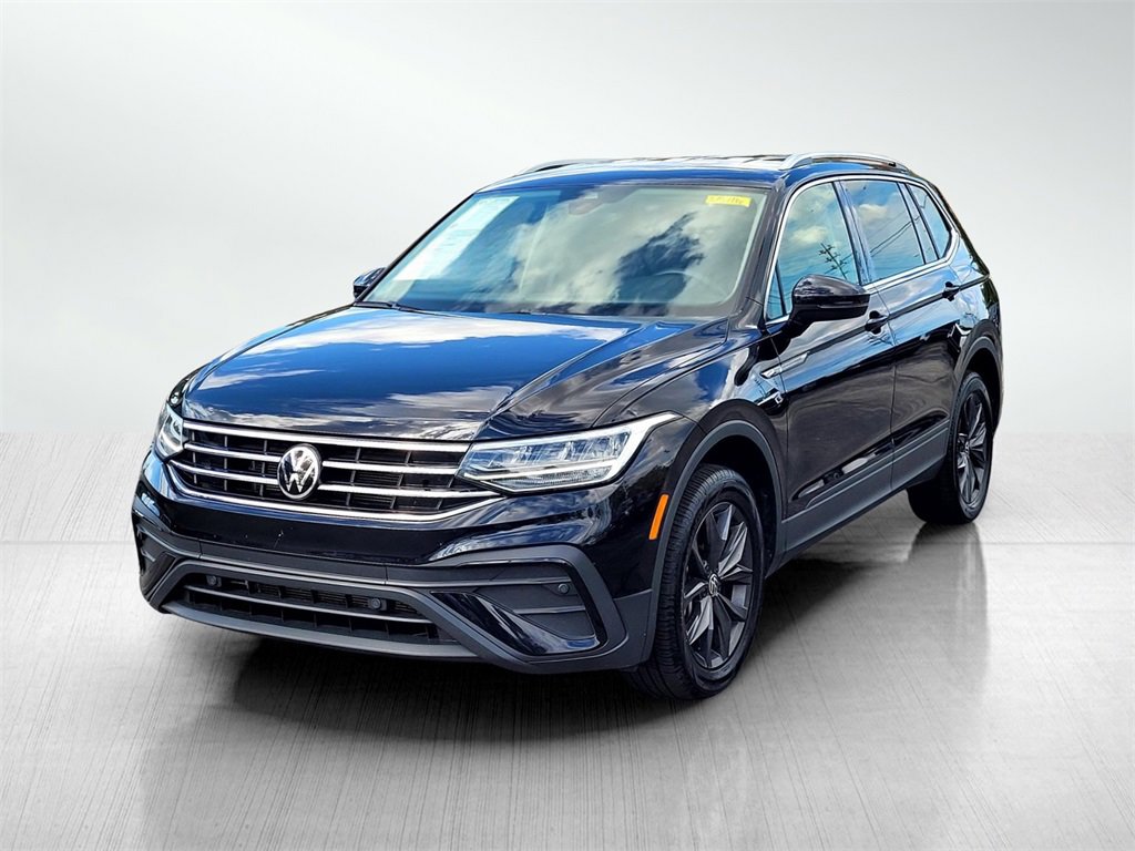 Used 2024 Volkswagen Tiguan SE image 9