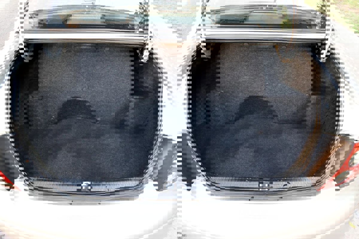 Used 2004 Pontiac GTO RWD image 30