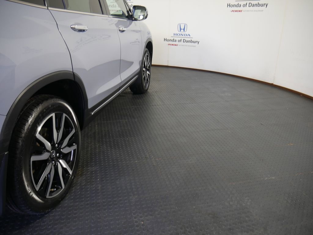 Certified 2022 Honda Pilot Touring image 4