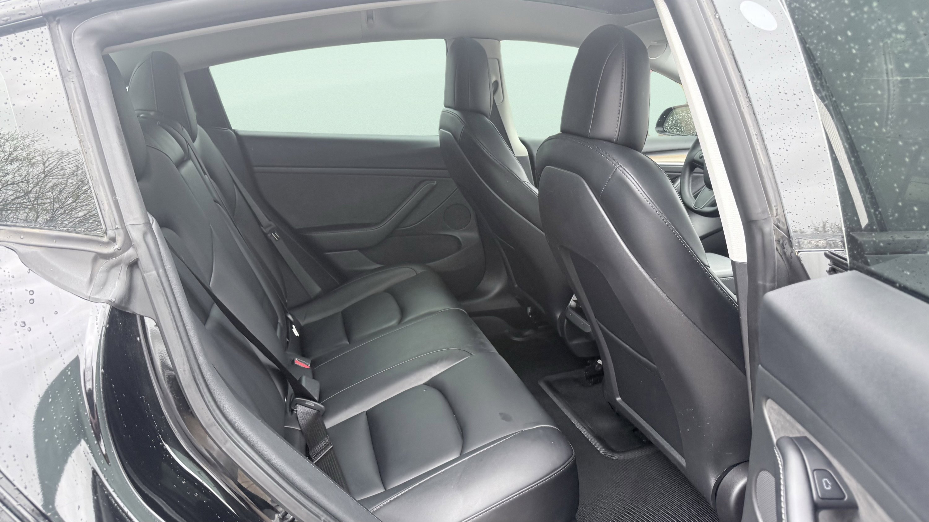 Used 2022 Tesla Model 3 image 40