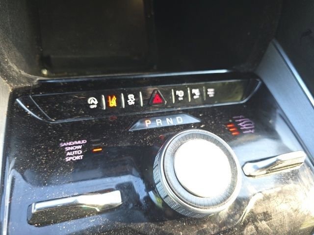 Used 2024 Jeep Wagoneer Series II w/ Convenience Group I AWD/4WD image 20