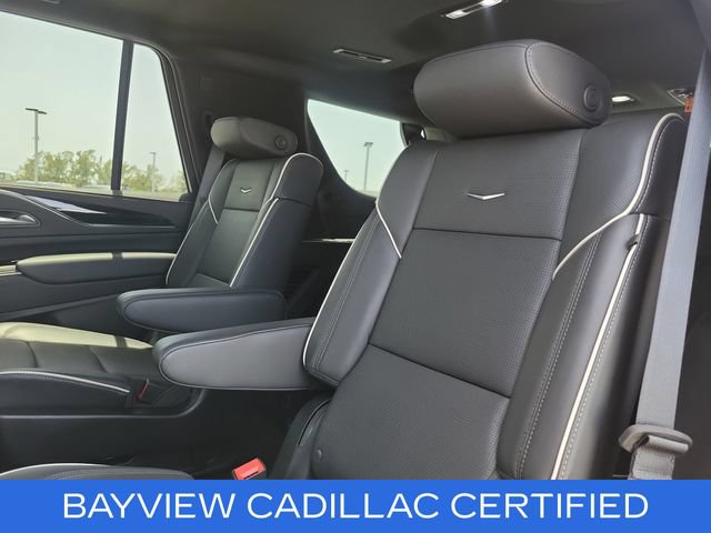 Certified 2024 Cadillac Escalade Sport AWD/4WD image 33