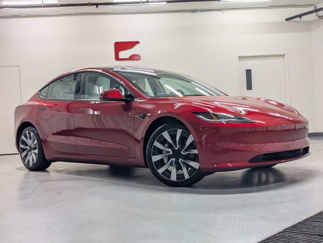 Used 2025 Tesla Model 3 Long Range AWD/4WD image 2