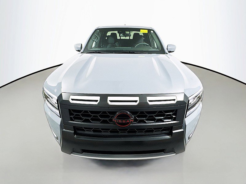 New 2025 Nissan Frontier PRO-4X image 2