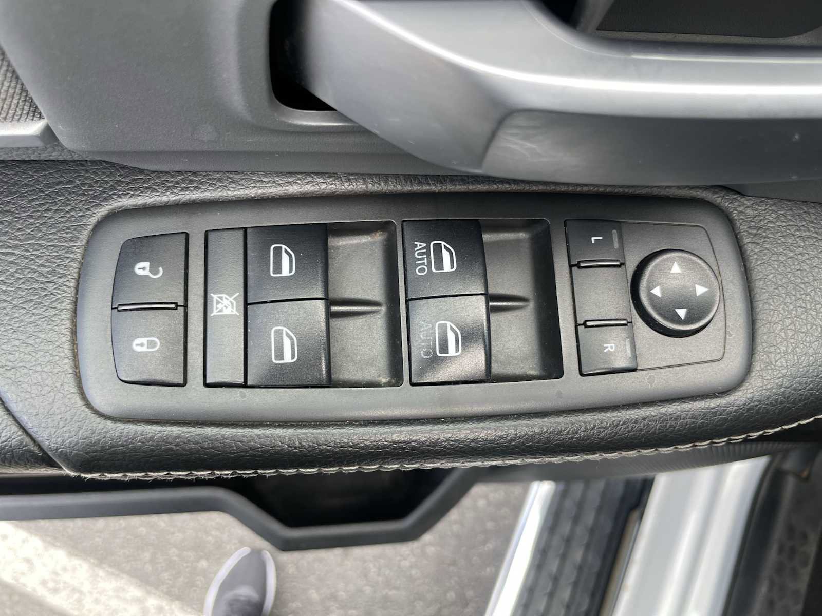 Used 2021 RAM 2500 Big Horn image 15