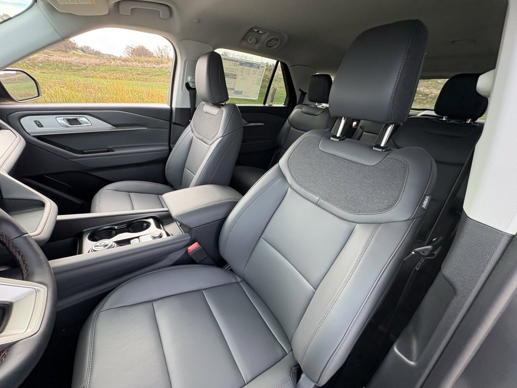 New 2026 Ford Explorer Active w/ Active Comfort Package image 42