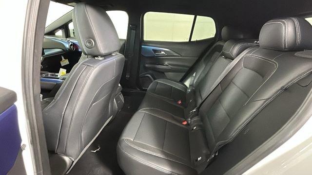Used 2026 Chevrolet Equinox EV LT FWD image 27