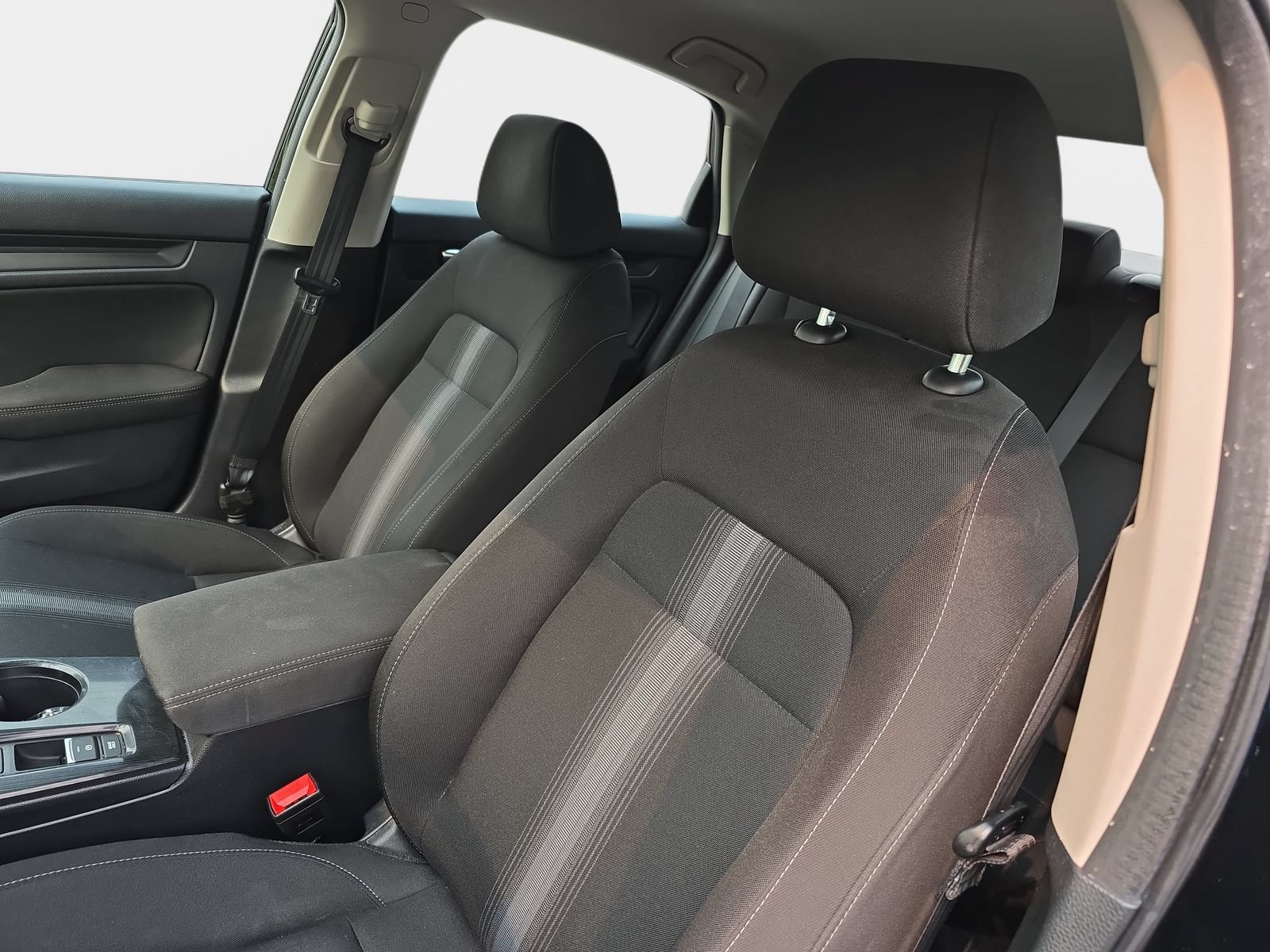 Used 2024 Honda Civic LX image 10