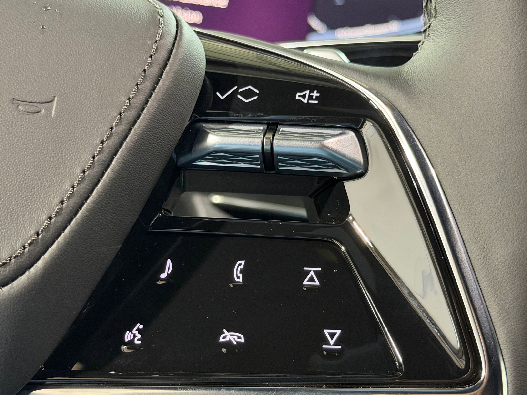 New 2026 Cadillac Escalade ESV Platinum Sport image 30