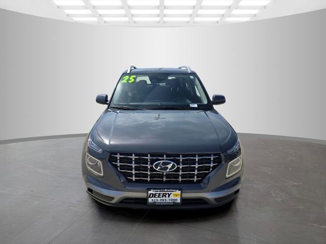 Used 2025 Hyundai Venue SEL FWD image 5