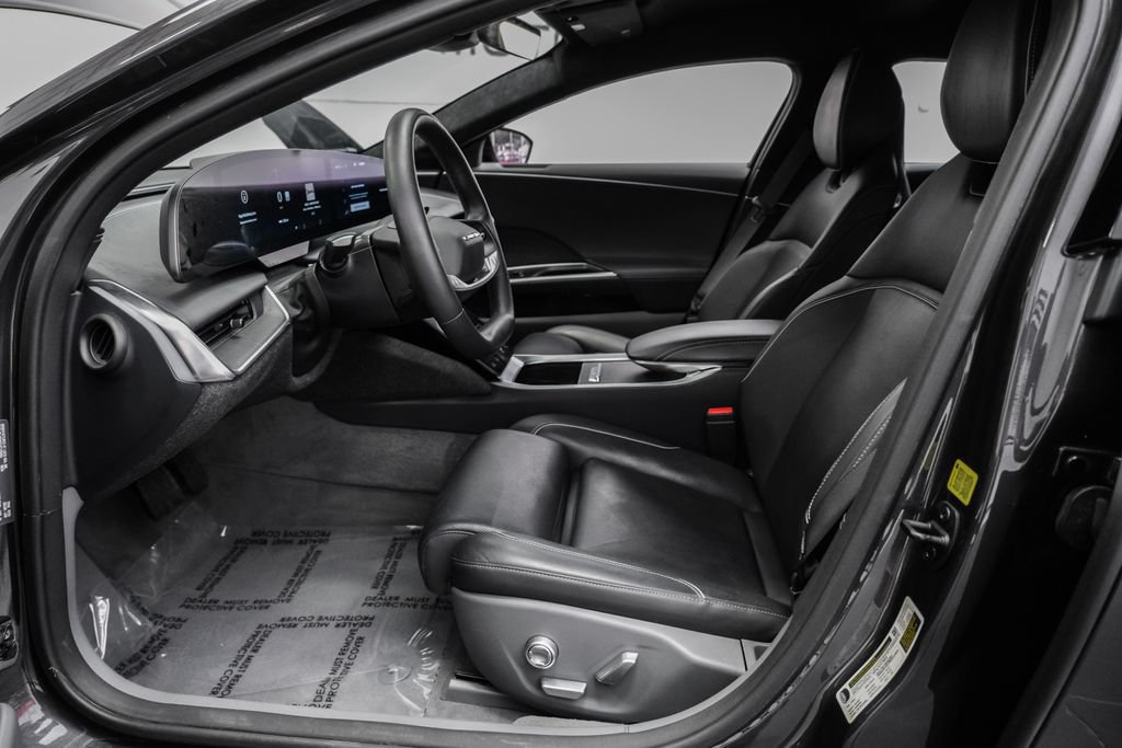 Used 2025 Lucid Air Touring AWD/4WD image 4