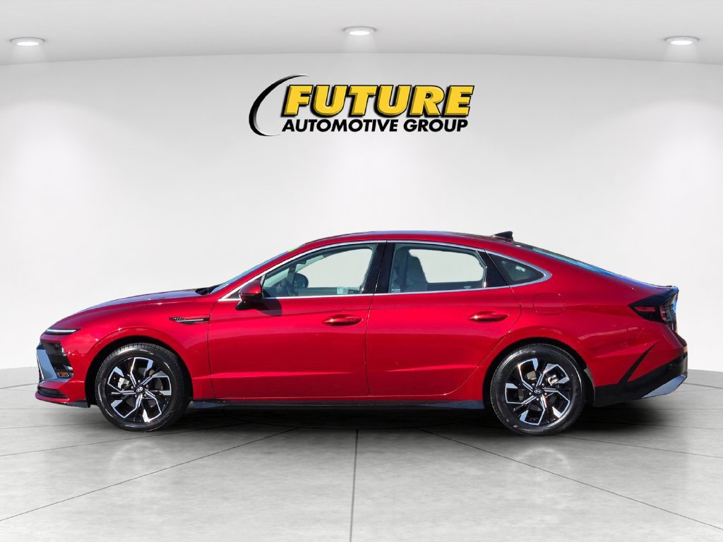 Used 2025 Hyundai Sonata SEL FWD image 7