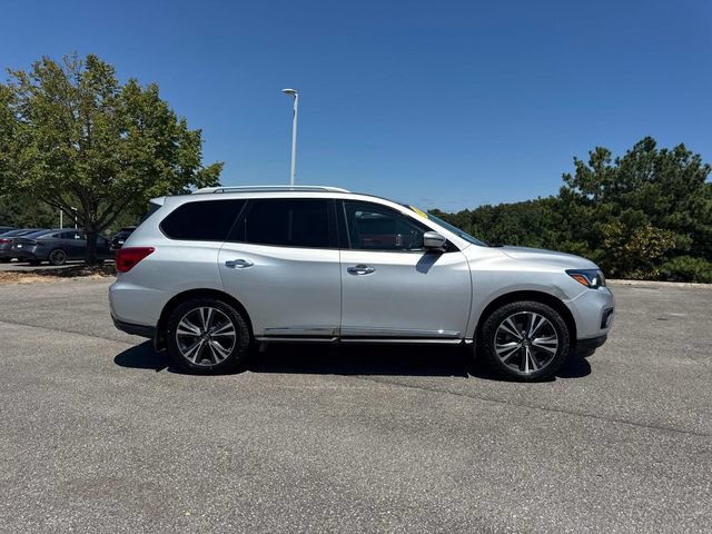 Used 2020 Nissan Pathfinder Platinum AWD/4WD image 3