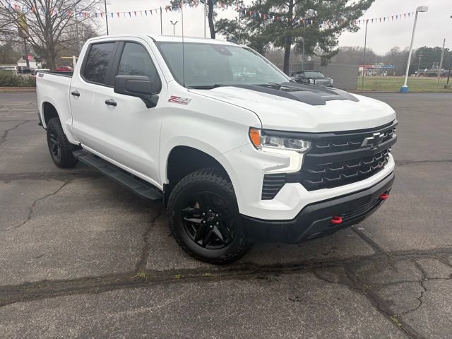 Used 2023 Chevrolet Silverado 1500 LT Trail Boss w/ Protection Package image 3