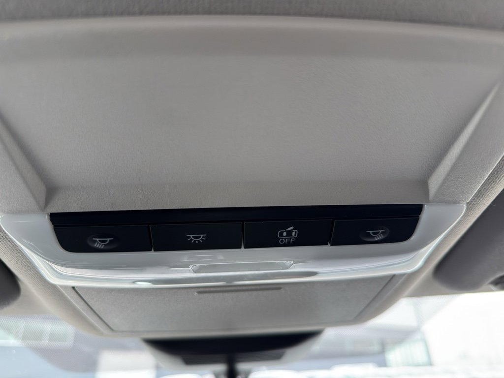 Used 2025 Nissan Sentra SV w/ All-Weather Package image 21