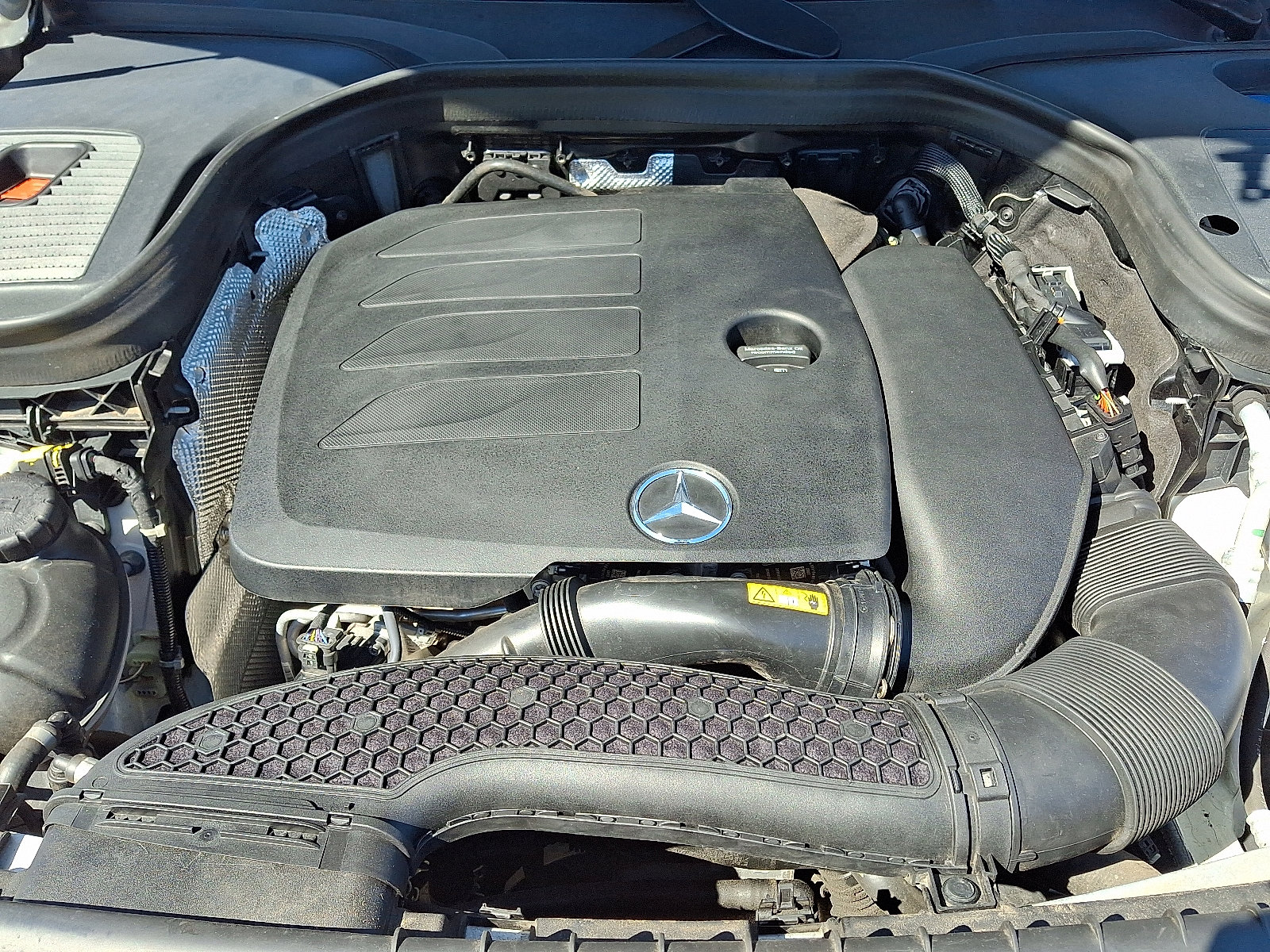 Used 2021 Mercedes-Benz GLC 300 4MATIC image 28