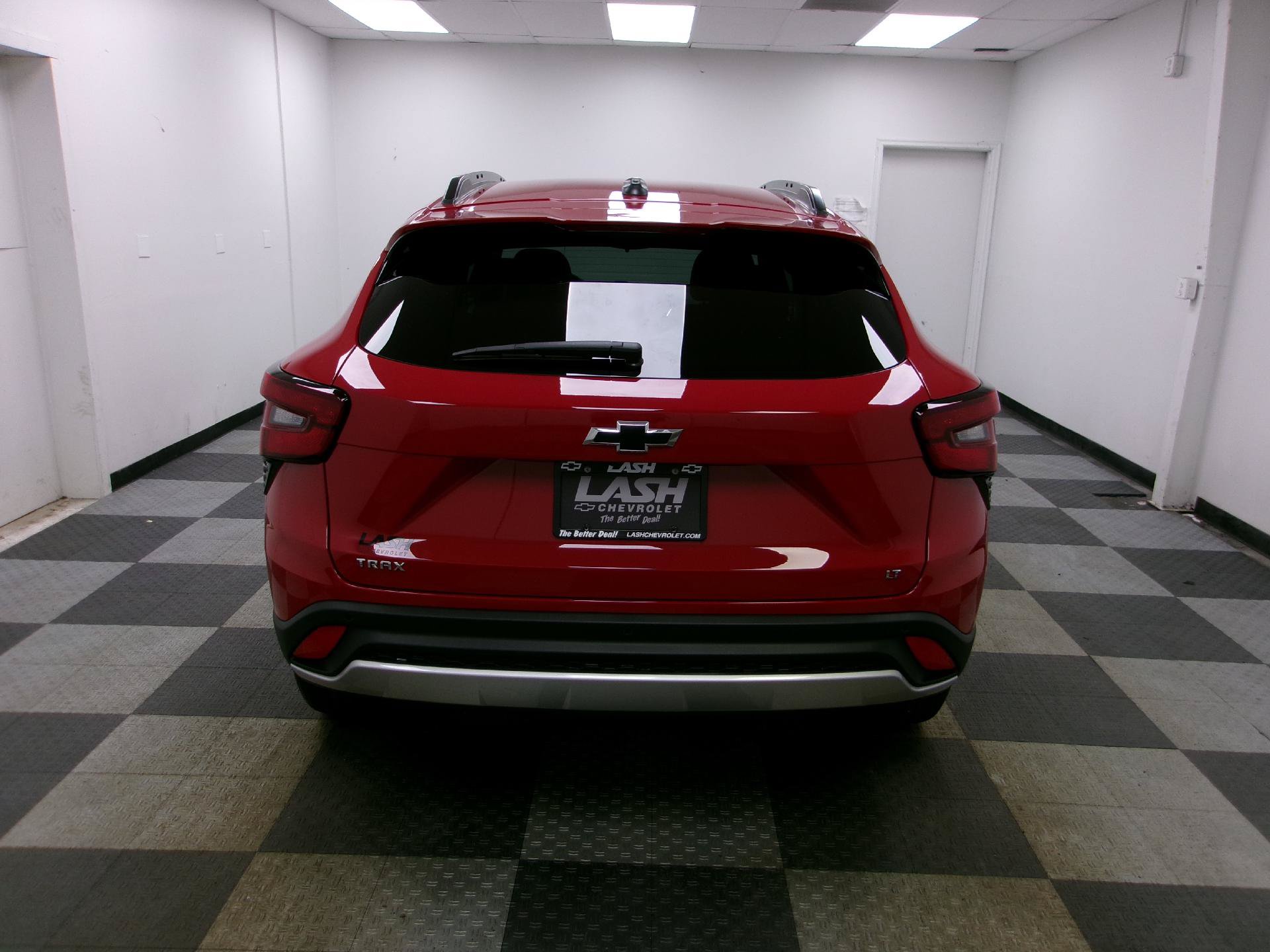 New 2026 Chevrolet Trax LT w/ Driver Confidence Package FWD image 12