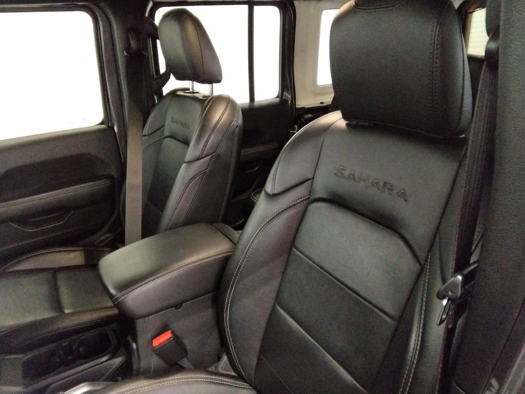 Used 2021 Jeep Wrangler Unlimited Sahara w/ Uconnect 4C Nav & Sound Group image 36