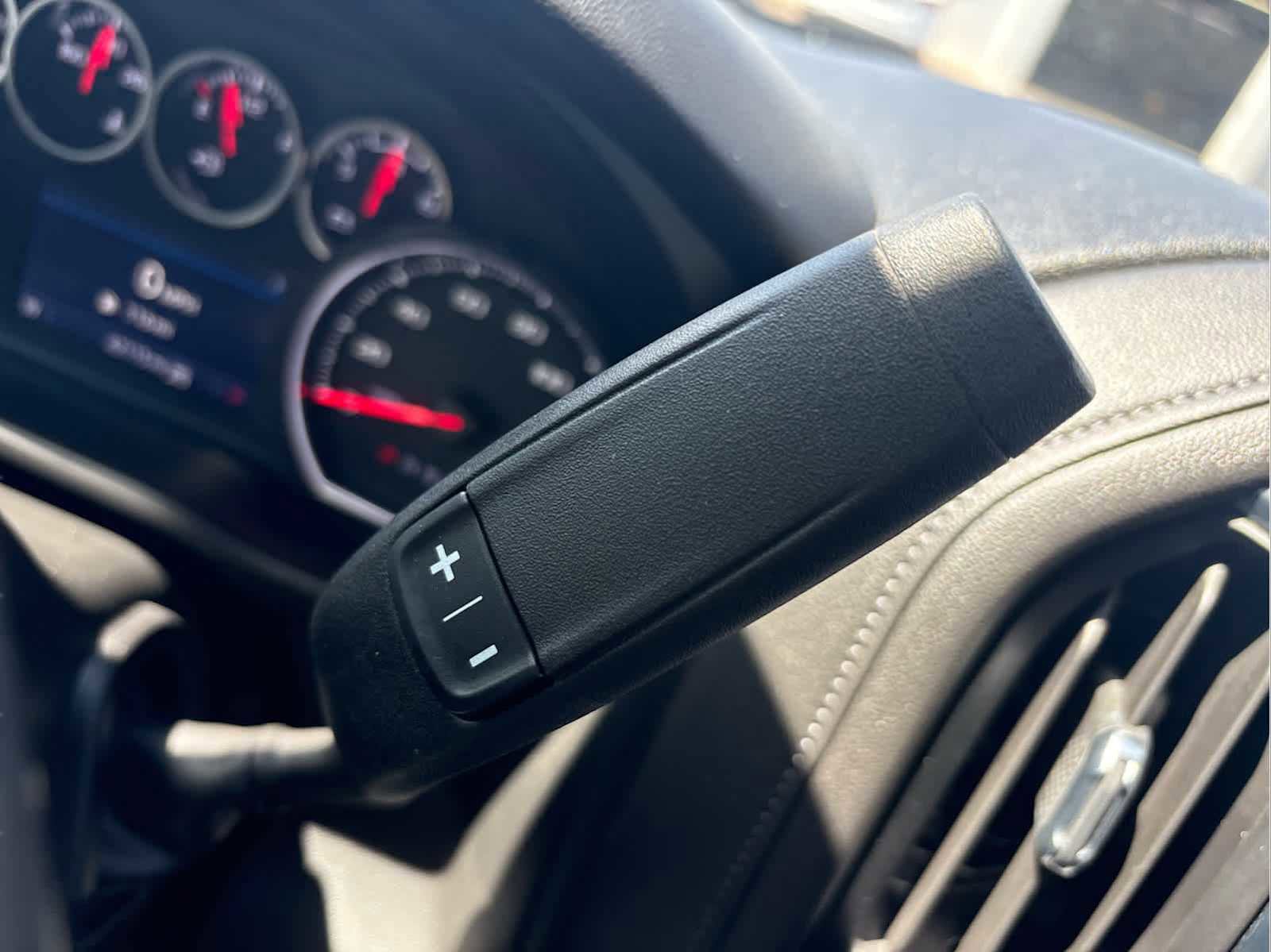 Used 2021 Chevrolet Silverado 1500 LT Trail Boss w/ Convenience Package II image 27