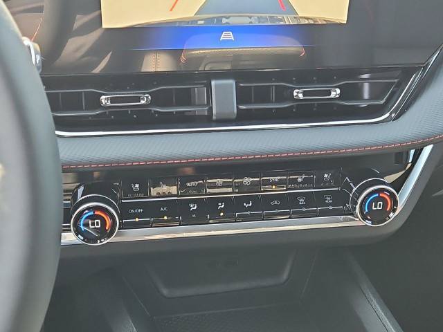 New 2027 Chevrolet Equinox RS w/ Convenience Package III FWD image 18