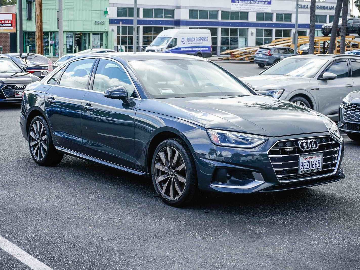 Used 2023 Audi A4 2.0T Premium w/ Convenience Package image 5