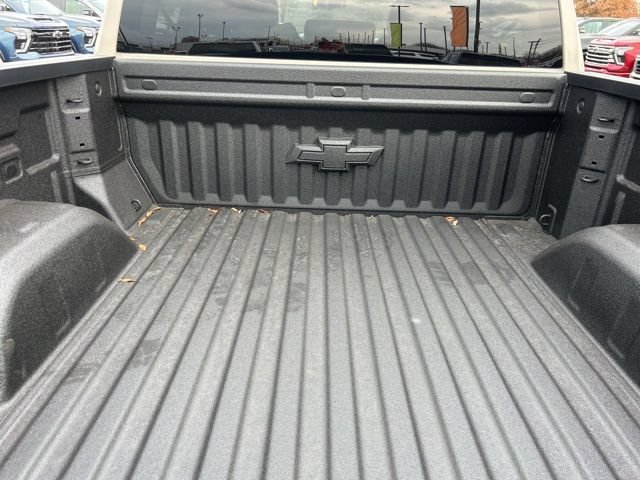 New 2026 Chevrolet Silverado 1500 Custom Trail Boss w/ LPO, Dark Essentials Package AWD/4WD image 31