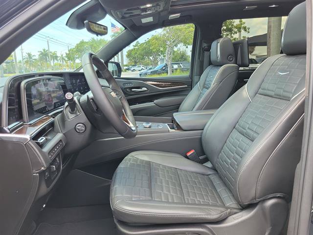 Certified 2023 Cadillac Escalade Sport Platinum w/ LPO, ONYX Package AWD/4WD image 12