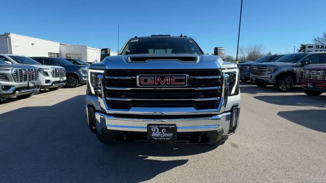 New 2026 GMC Sierra 2500 SLE w/ SLE Value Package; image 3