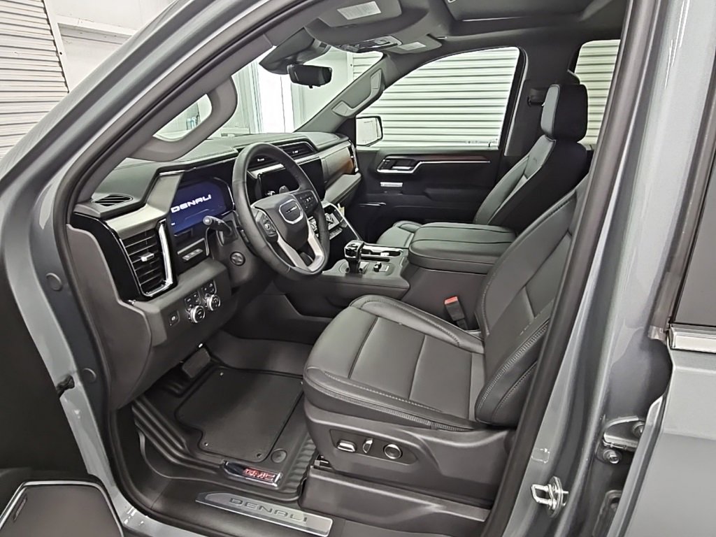 New 2025 GMC Sierra 1500 Denali w/ Denali Reserve Package image 10